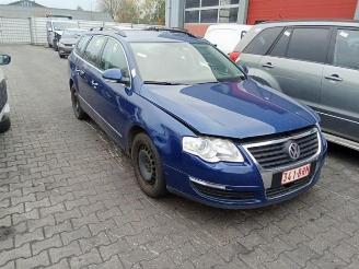 Volkswagen Passat Passat Variant (3C5), Combi, 2005 / 2010 1.9 TDI picture 2