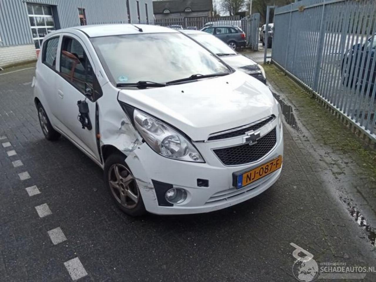 Chevrolet Spark Spark (M300), Hatchback, 2010 1.0 16V