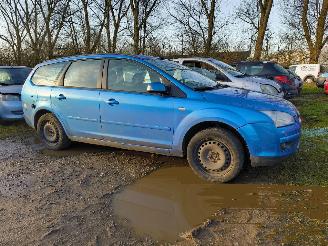 Dezmembrări autoturisme Ford Focus 1.6-16V Ghia 2007/10