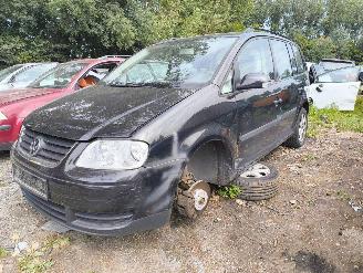 Démontage voiture Volkswagen Touran 1.6 16V FSI 2004/4