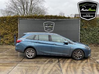 Coche siniestrado Opel Astra Astra K Sports Tourer, Combi, 2015 / 2022 1.4 Turbo 16V 2017/2