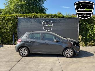 Peugeot 208 208 I (CA/CC/CK/CL), Hatchback, 2012 / 2019 1.4 16V picture 1