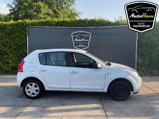 Dacia Sandero Sandero I (BS), Hatchback, 2008 / 2013 1.2 16V picture 1