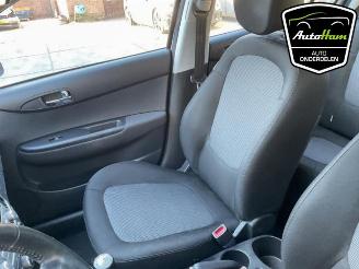 Hyundai I-20 i20, Hatchback, 2008 / 2015 1.2i 16V picture 20