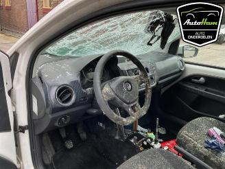 Volkswagen Up! Up! (121), Hatchback, 2011 1.0 12V 60 picture 16