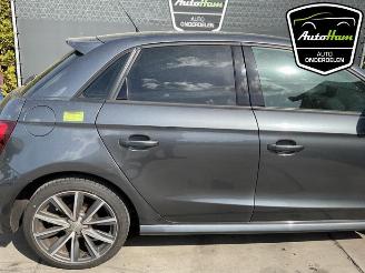 Audi A1 A1 Sportback (8XA/8XF), Hatchback 5-drs, 2011 / 2018 1.0 TFSI 12V picture 11