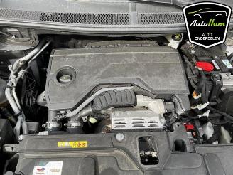 Peugeot 5008 5008 II (M4/MC/MJ/MR), MPV, 2016 / 2024 1.2 12V Hybrid picture 15