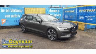 disassembly passenger cars Volvo V-60 V60 II (ZW), Combi, 2018 2.0 B3 16V Mild Hybrid 2021/1