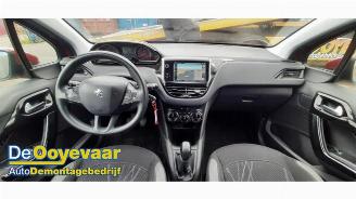 Peugeot 208 208 I (CA/CC/CK/CL), Hatchback, 2012 / 2019 1.2 Vti 12V PureTech 82 picture 2