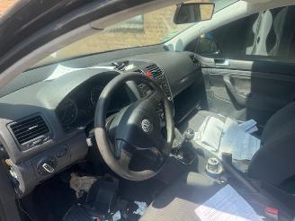 Volkswagen Golf  picture 4