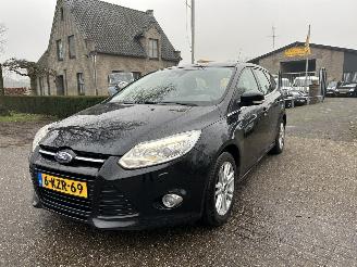  Ford Focus 1.0 EcoBoost Titanium 2012/6