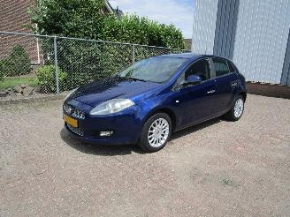 skadebil auto Fiat Bravo 1.4 Multi Air Navi Clima 6-Bak 2011/4