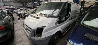 Vrakbiler auto Ford Transit Transit 300 S 2.2 TDCI 2009/9