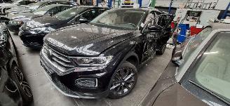 Vrakbiler auto Volkswagen T-Roc 1.5 TSI Sport 2019/8