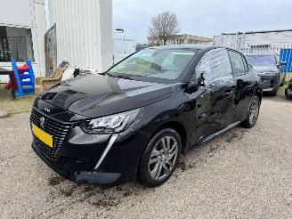 krockskadad bil auto Peugeot 208 1.2 PureTech Active Pack 2021/5