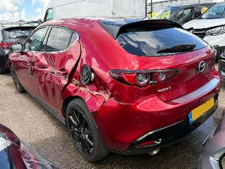 Mazda 3 2.0 e-SkyActiv-X M Hybrid 180 Luxury picture 4