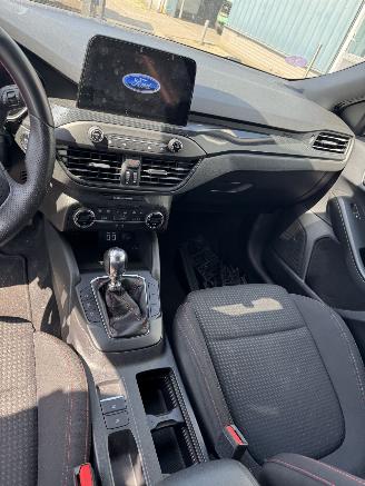 Ford Focus 1.0 EcoBoost Hybrid ST Line Business picture 7