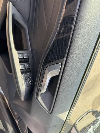 Ford Focus 1.0 EcoBoost Hybrid ST Line Business picture 11