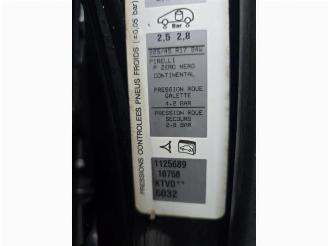 Peugeot 308 308 (4A/C), Hatchback, 2007 / 2015 1.6 16V THP 150 picture 12