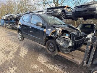 Vrakbiler auto Suzuki Alto Alto, Hatchback 5-drs, 2009 1.0 12V 2009/4