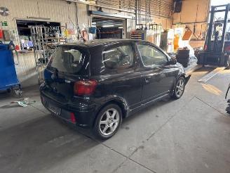 Toyota Yaris Yaris (P1), Hatchback, 1999 / 2005 1.5 T Sport 16V VVT-i picture 3