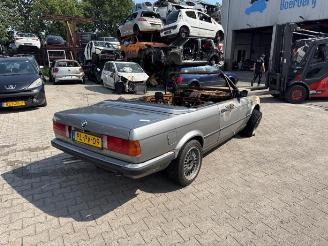 Uttjänta bilar auto BMW 3-serie 3 serie (E30/2C), Cabrio, 1983 / 1993 325i 1987/5