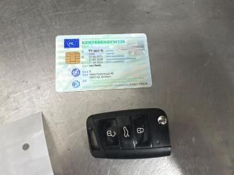 Vrakbiler auto Volkswagen Golf Golf VII (AUA), Hatchback, 2012 / 2021 1.2 TSI 16V 2015/6