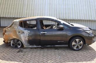 Nissan Leaf Leaf (ZE1), Hatchback, 2017 39/40kWh picture 2