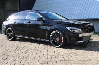 Vrakbiler auto Mercedes Cla-klasse CLA Shooting Brake AMG (117.9), Combi, 2015 / 2019 2.0 CLA-45 AMG Turbo 16V 2017