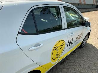 Kia Picanto Picanto (JA), Hatchback, 2017 1.0 DPi 12V picture 16