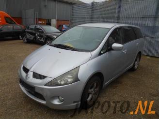 Salvage car Mitsubishi Grandis Grandis (NA), MPV, 2004 / 2010 2.4 16V MIVEC 2006/1