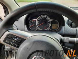 Mazda 2 2 (DE), Hatchback, 2007 / 2015 1.3 16V MZR picture 14