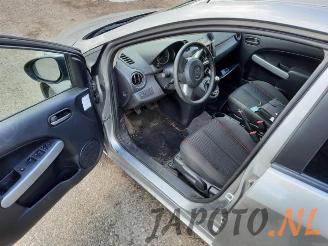 Mazda 2 2 (DE), Hatchback, 2007 / 2015 1.3 16V MZR picture 12