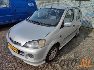 Auto da rottamare Daihatsu Young-rv YRV (M2), Hatchback, 2000 / 2006 1.0 12V DVVT STi 2006/1