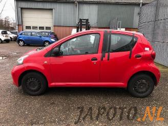 Toyota Aygo Aygo (B10), Hatchback, 2005 / 2014 1.0 12V VVT-i picture 2