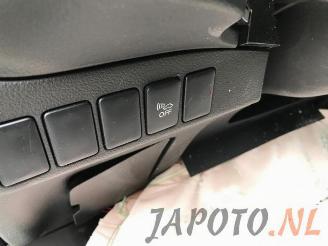 Mitsubishi Outlander Outlander (GF/GG), SUV, 2012 / 2022 2.0 16V PHEV 4x4 picture 11