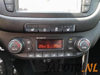 Kia Cee d Cee'd (JDB5), Hatchback 5-drs, 2012 / 2018 1.0i T-GDi 12V 120 picture 14