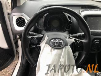 Toyota Aygo Aygo (B40), Hatchback, 2014 1.0 12V VVT-i picture 12
