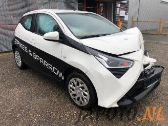 Toyota Aygo Aygo (B40), Hatchback, 2014 1.0 12V VVT-i picture 3