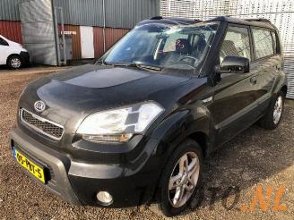 Coche siniestrado Kia Soul Soul I (AM), MPV, 2009 / 2014 1.6 CVVT 16V 2011/1