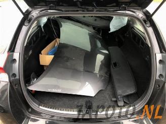 Toyota Auris Auris Touring Sports (E18), Combi, 2013 / 2018 1.8 16V Hybrid picture 19