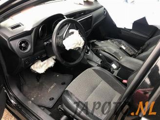 Toyota Auris Auris Touring Sports (E18), Combi, 2013 / 2018 1.8 16V Hybrid picture 6