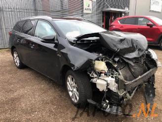 Toyota Auris Auris Touring Sports (E18), Combi, 2013 / 2018 1.8 16V Hybrid picture 3