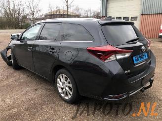 Toyota Auris Auris Touring Sports (E18), Combi, 2013 / 2018 1.8 16V Hybrid picture 14