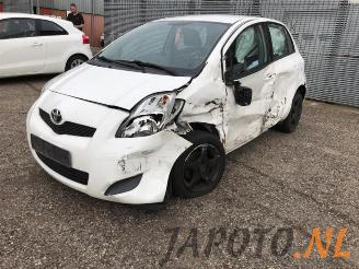 rozbiórka samochody osobowe Toyota Yaris Yaris II (P9), Hatchback, 2005 / 2014 1.33 16V Dual VVT-I 2009/5