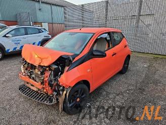 Uttjänta bilar auto Toyota Aygo Aygo (B40), Hatchback, 2014 1.0 12V VVT-i 2014/10