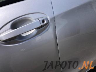Toyota Yaris Yaris III (P13), Hatchback, 2010 / 2020 1.5 16V Hybrid picture 9