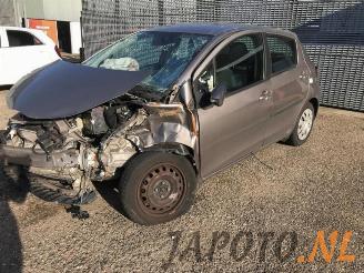 Dezmembrări autoturisme Toyota Yaris Yaris III (P13), Hatchback, 2010 / 2020 1.33 16V Dual VVT-I 2015/9