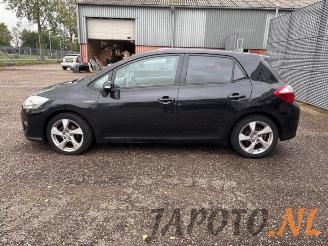 Toyota Auris Auris (E15), Hatchback, 2006 / 2012 1.8 16V HSD Full Hybrid picture 2