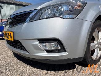Kia Cee d Cee'd Sporty Wagon (EDF), Combi, 2007 / 2012 1.4 16V picture 16